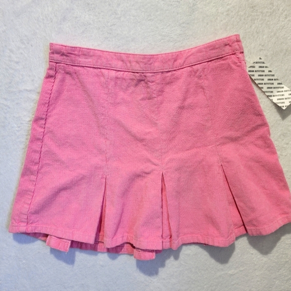 NWT BDG Urban Outfitters Short Pink Corduroy Skater Pleated Skirt Side Zip Sz M - Picture 1 of 8